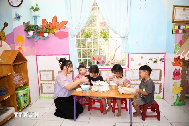 Quy định mới về lộ trình thực hiện nâng trình độ chuẩn của giáo viên