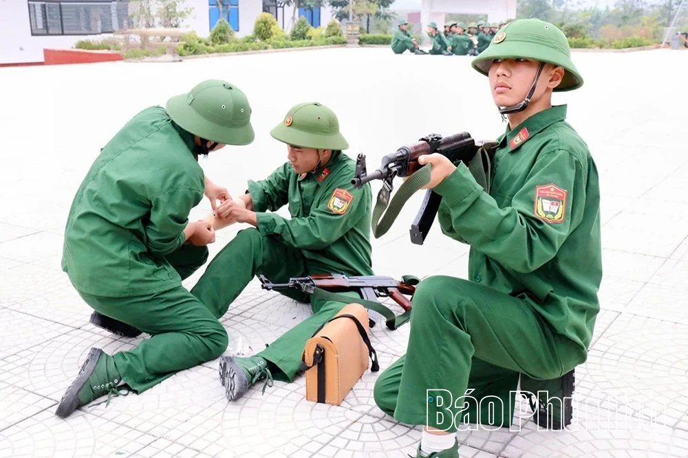 Khai mạc Hội thi Giáo dục Quốc phòng và An ninh học sinh bậc THPT tỉnh lần thứ I - Cụm II