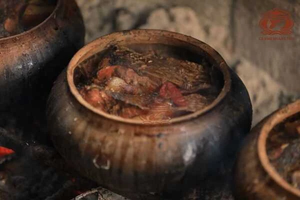 Cá kho Làng Vũ Đại khẳng định vị thế đặc sản quốc gia trong mùa lễ Tết