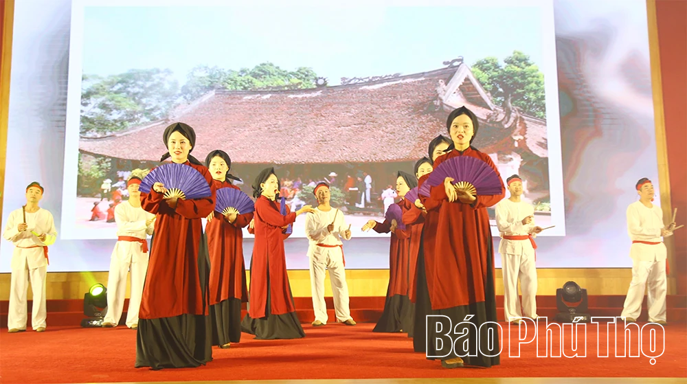 Gìn giữ và phát huy di sản văn hóa đại diện của nhân loại