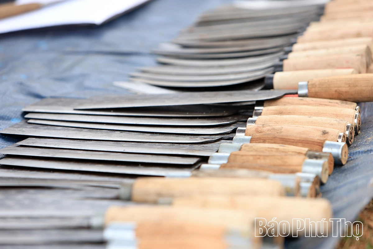 Đặc sắc phiên chợ vùng cao Bao La