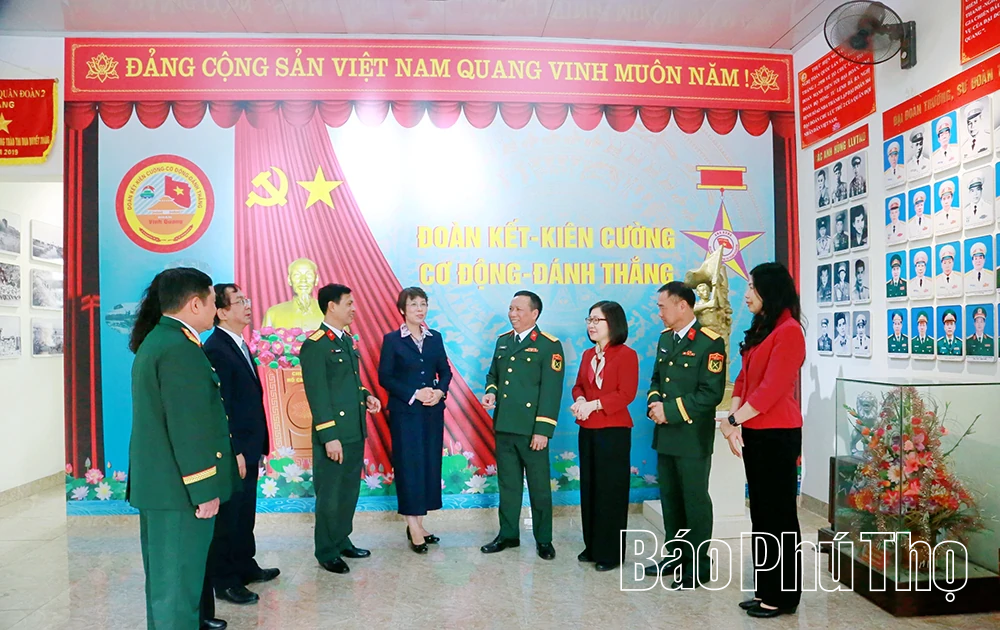 Gặp mặt Kỷ niệm 81 năm Ngày thành lập Quân đội Nhân dân Việt Nam