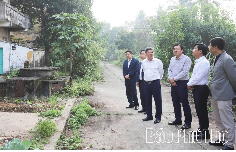 Phó Chủ tịch UBND tỉnh Nguyễn Huy Ngọc làm việc với các xã khu vực Phú Thọ cũ