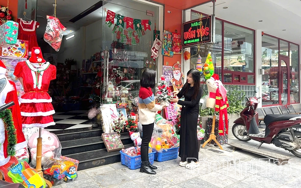 Giáng sinh - Khoảnh khắc giao thoa giữa đời sống hiện đại và giá trị truyền thống