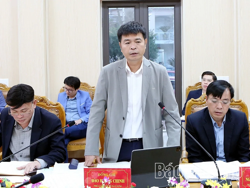 Phó Chủ tịch UBND tỉnh Nguyễn Huy Ngọc thăm, làm việc tại các xã khu vực Hạ Hòa