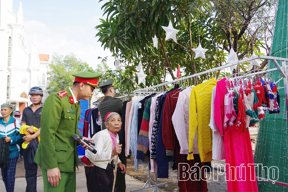 Gian hàng 0 đồng - lan tỏa yêu thương mùa Giáng sinh tại xứ đạo