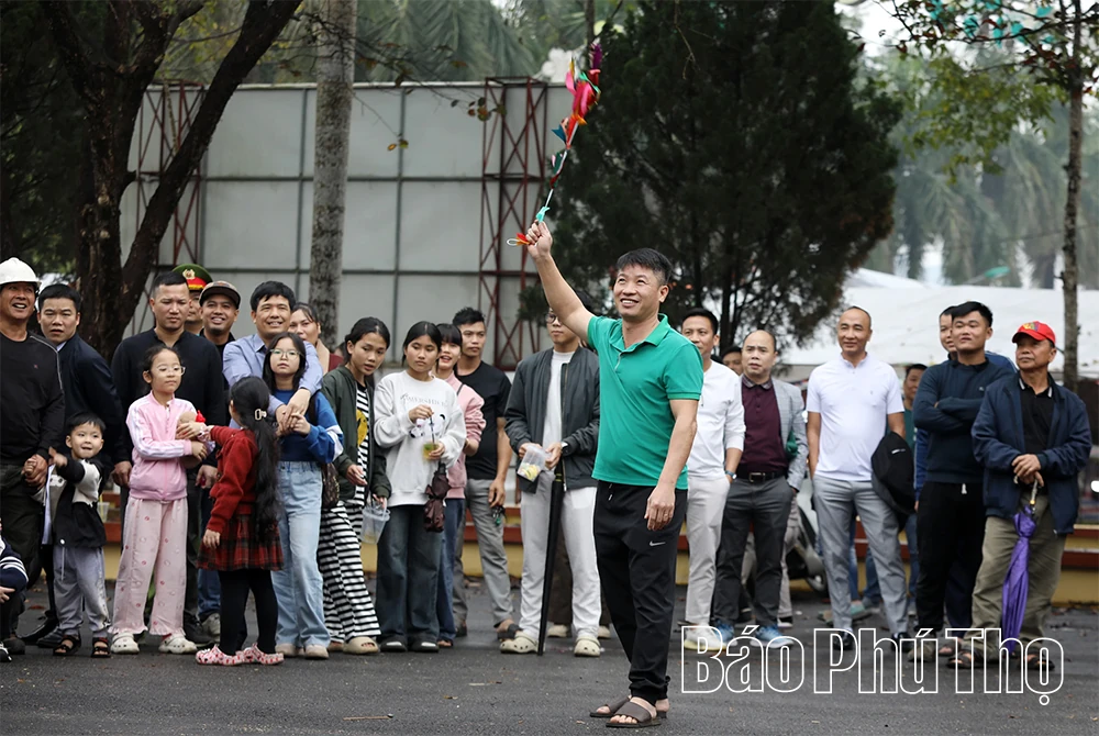 Sắc cam Cao Phong - Kết nối giá trị nông nghiệp và văn hóa