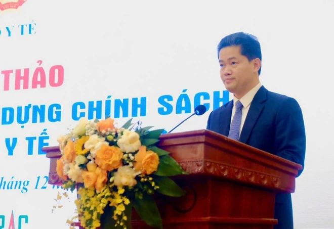 Xây dựng gói bảo hiểm y tế bổ sung: Giảm gánh nặng tự chi của người dân