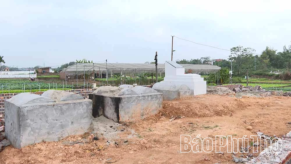 Lâm Thao xử lý vi phạm xây dựng nghĩa trang gia đình trái phép