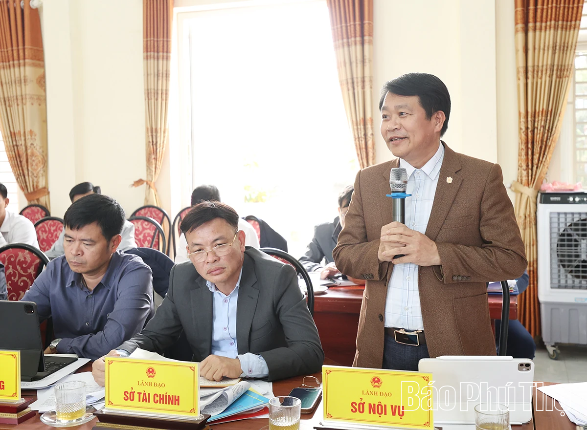 Phó Chủ tịch UBND tỉnh Nguyễn Huy Ngọc thăm, làm việc với 6 xã