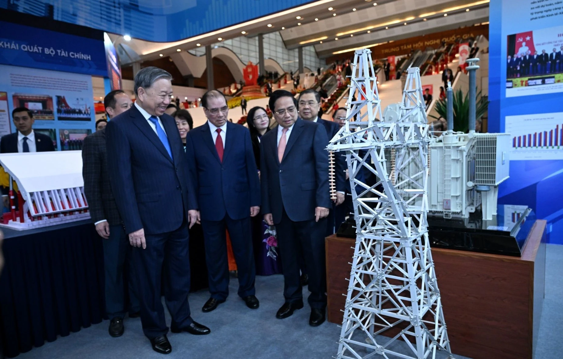 Lãnh đạo Đảng, Nhà nước tham dự Đại hội Thi đua yêu nước toàn quốc lần thứ XI