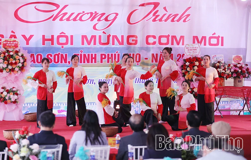 Ngày hội Mừng cơm mới xã Cao Sơn