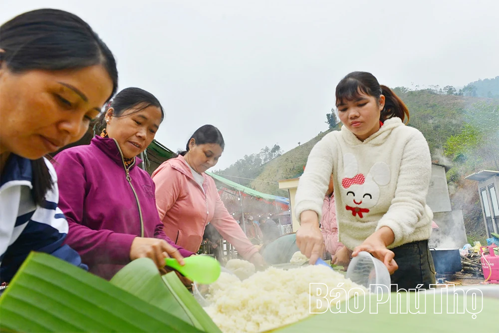 Ngày hội Mừng cơm mới xã Cao Sơn