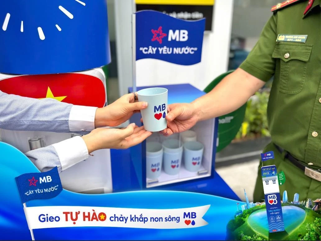 “Cây Yêu Nước” phủ xanh hơn 300 chi nhánh MB: Gieo tự hào chảy khắp non sông
