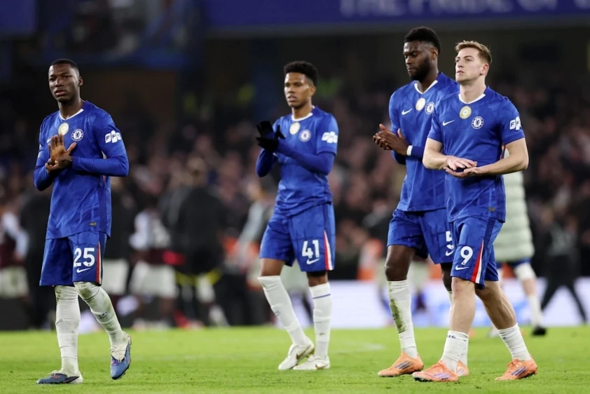 Chelsea bị Ngoại hạng Anh điều tra sau trận thua Aston Villa