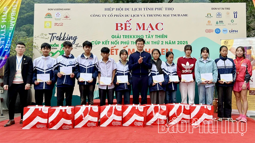 Những bước chân trên đỉnh Tây Thiên