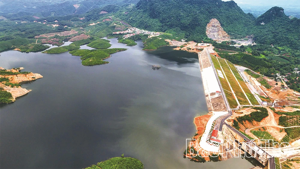 Xuân về trên những công trình trọng điểm