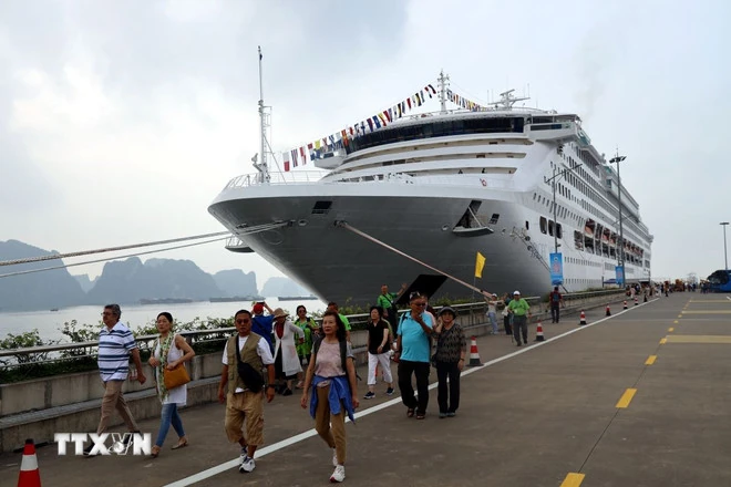 Du lịch dịp cuối năm sôi động, tạo đà bứt phá cho năm 2026