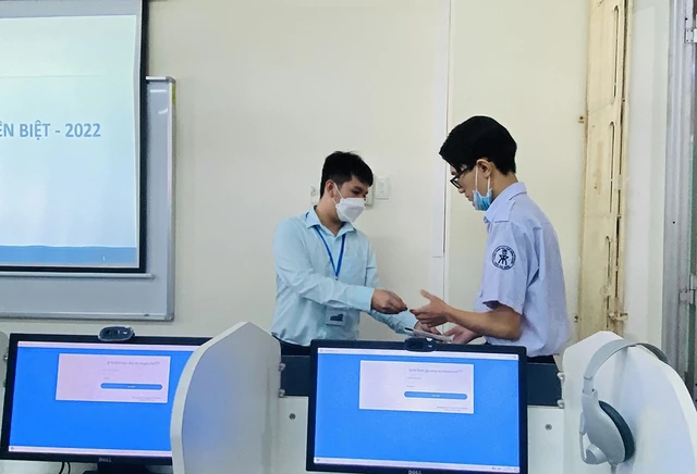 Xu hướng thi tuyển sinh đại học trên máy tính