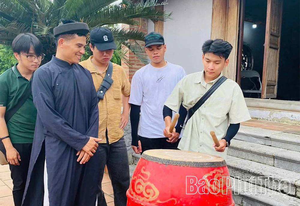 Ông trùm phường Xoan Kim Đái