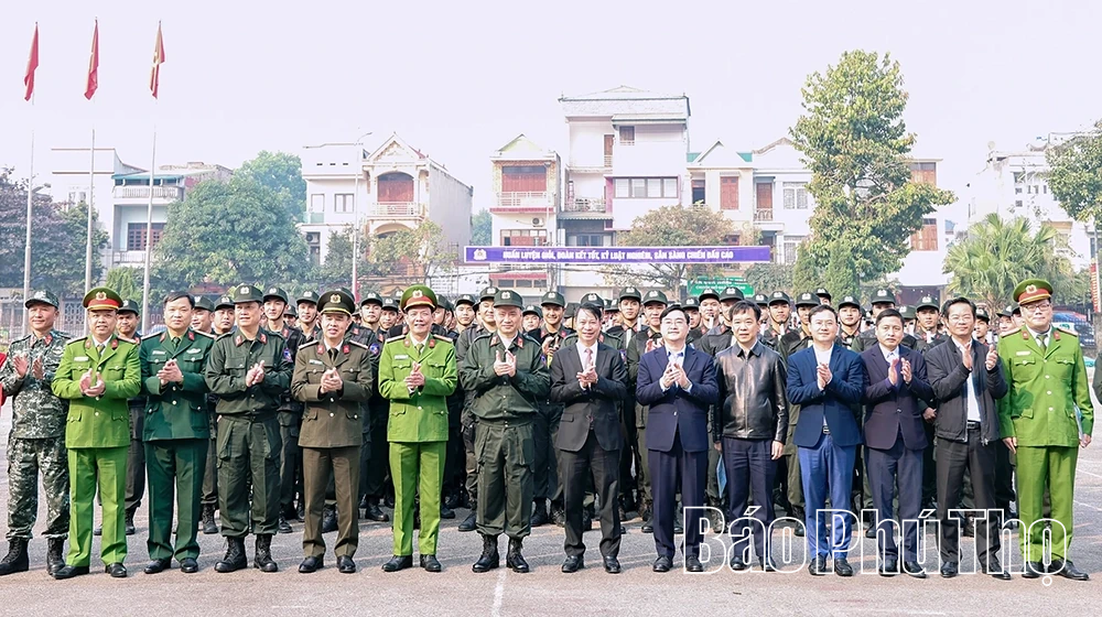 Diễn tập phương án đảm bảo an ninh trật tự Đại hội XIV của Đảng