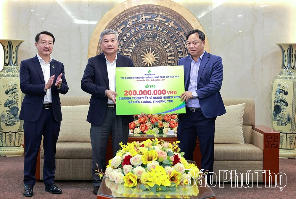 Petrovietnam hỗ trợ trên 1,7 tỷ đồng thực hiện các hoạt động chăm lo Tết cho người nghèo