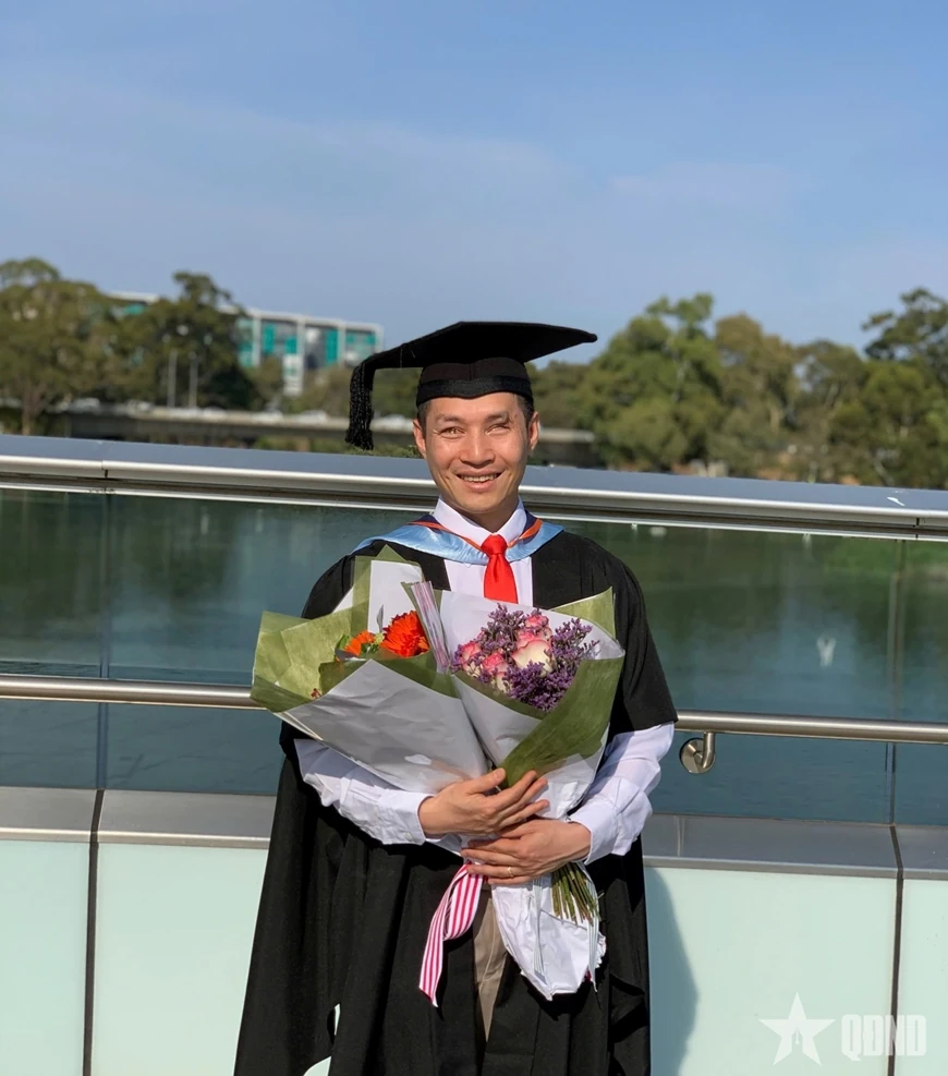 Chàng thủ lĩnh khuyết tật vượt qua “bóng tối”, thắp sáng tương lai