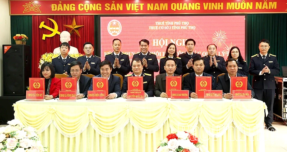 Thuế cơ sở 3 ký kết quy chế phối hợp công tác quản lý thuế trên địa bàn