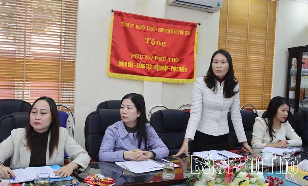 Phát huy vai trò của phụ nữ trong công tác bầu cử