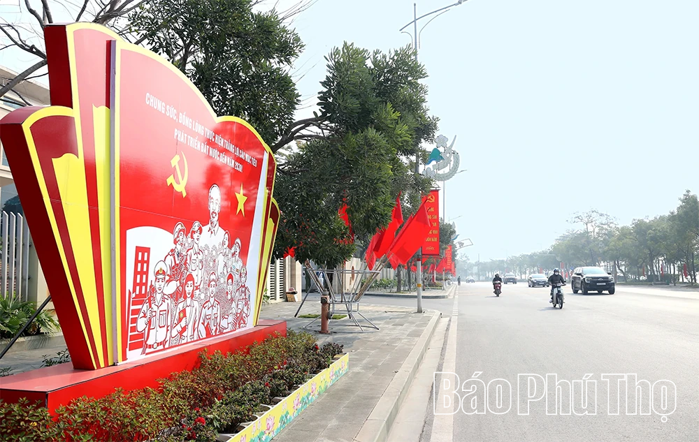 Rực rỡ cờ hoa chào mừng Đại hội đại biểu toàn quốc lần thứ XIV của Đảng