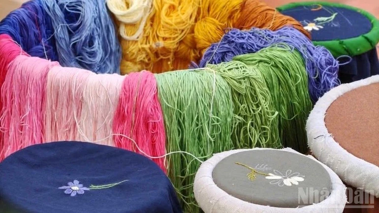 Hà Nội: Về làng, trải nghiệm văn hóa Việt