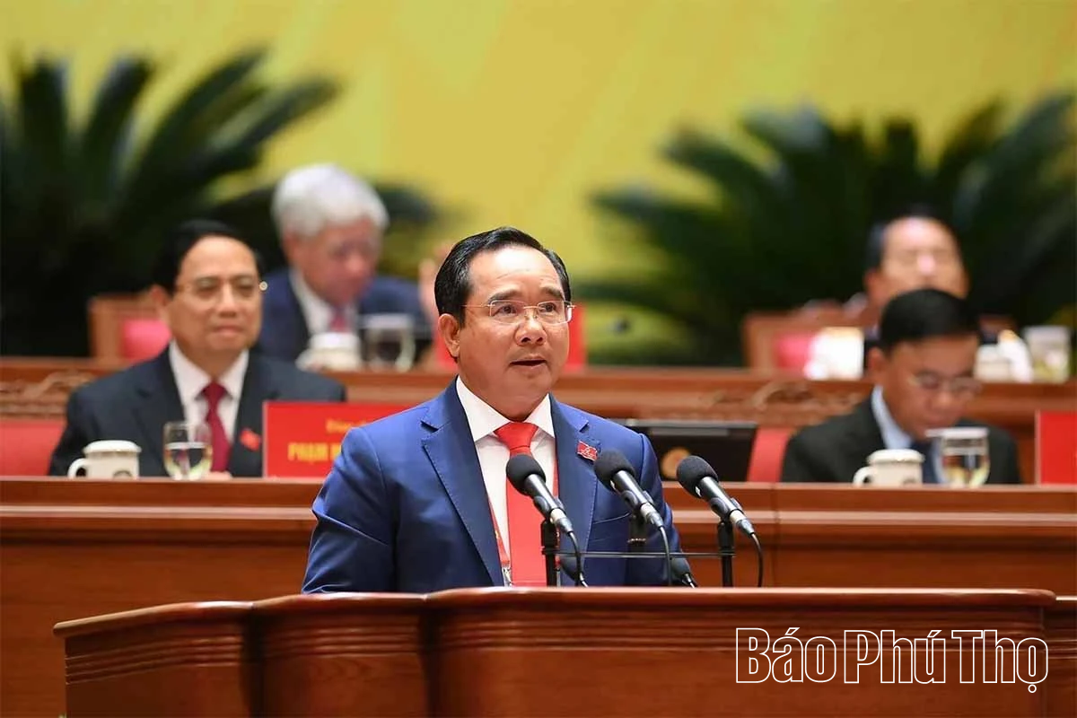 Thảo luận ở hội trường về các Văn kiện Đại hội