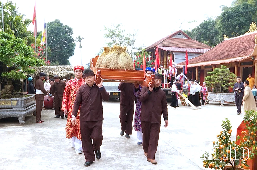 Độc đáo lễ hội Tết Doi