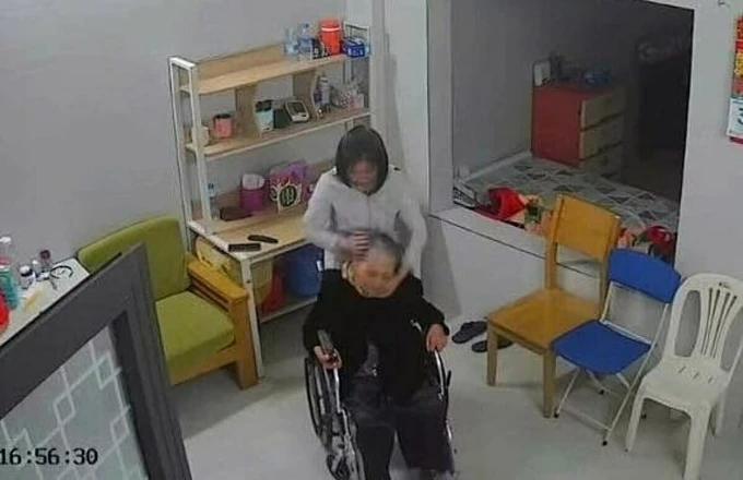 Nữ giúp việc đánh tới tấp cụ bà 82 tuổi ở Hà Nội bị bắt