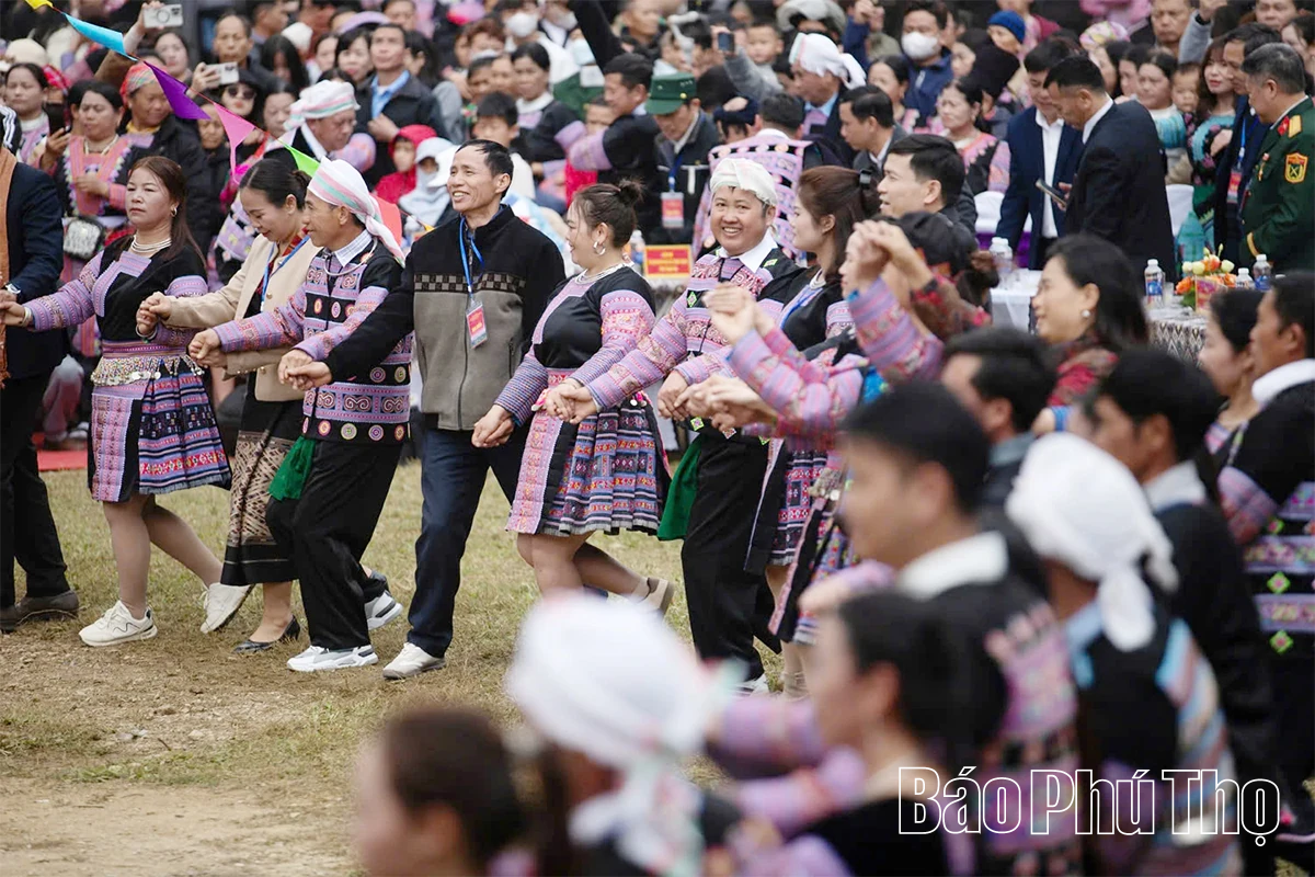 Khai mạc Lễ hội Gầu Tào dân tộc Mông xã Pà Cò năm 2026