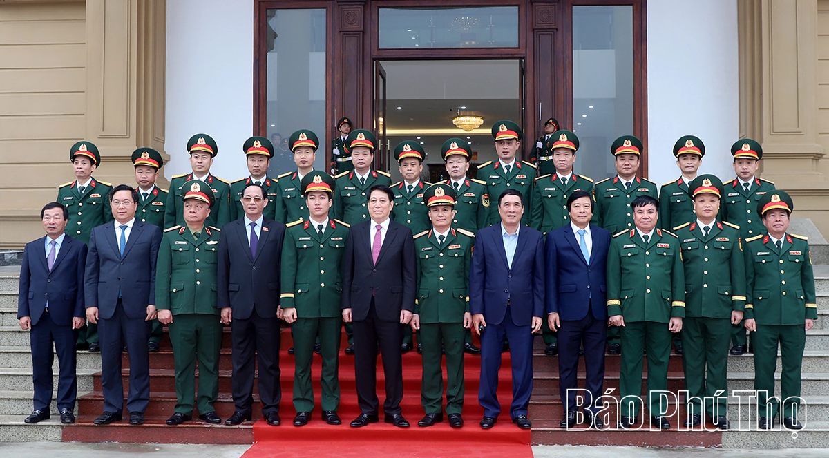 Chủ tịch nước Lương Cường thăm, tặng quà và chúc Tết tại Phú Thọ