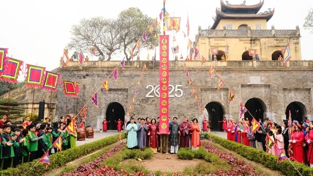 Sắc xuân cung đình tại Hoàng thành Thăng Long dịp Tết Bính Ngọ 2026