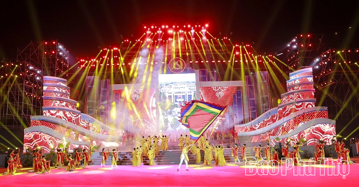 Chương trình nghệ thuật Đất Tổ linh thiêng - Khát vọng hùng cường”