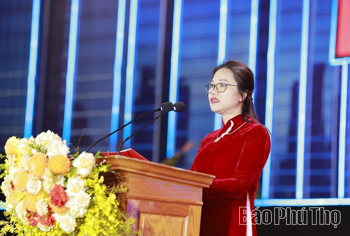 Chương trình nghệ thuật Đất Tổ linh thiêng - Khát vọng hùng cường”