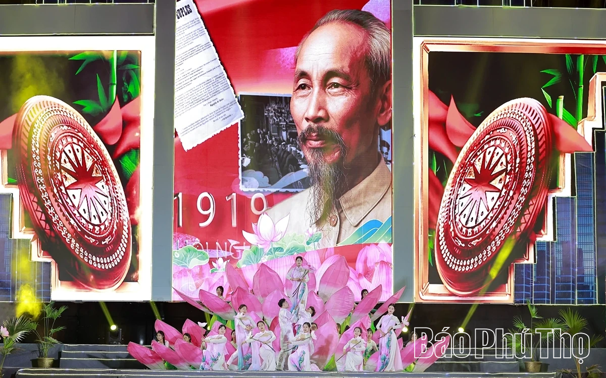 Chương trình nghệ thuật Đất Tổ linh thiêng - Khát vọng hùng cường”