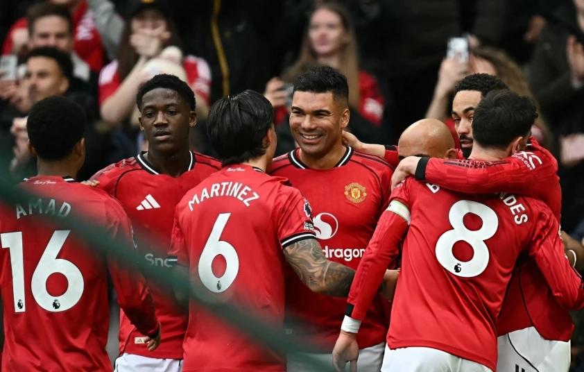 MU thắng nghẹt thở phút bù giờ, giữ chặt top 4 Ngoại hạng Anh