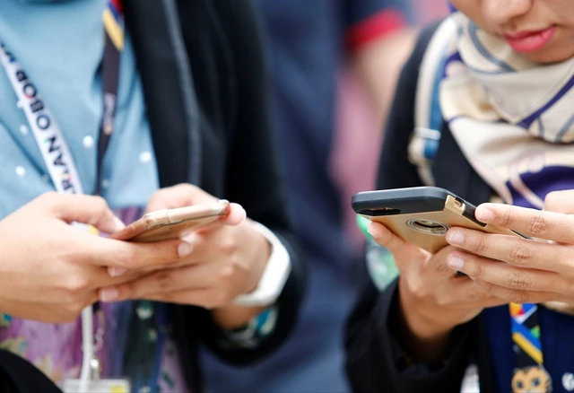Những thói quen dùng smartphone gây lãng phí thời gian