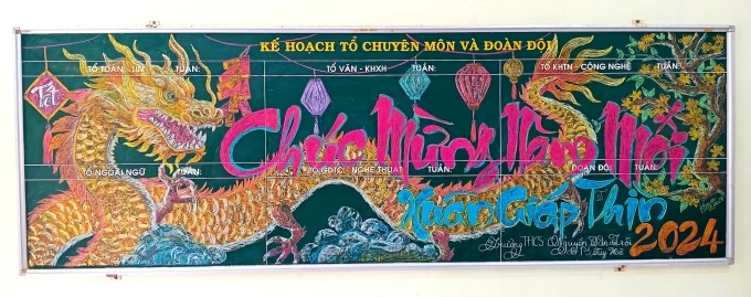 Tranh vẽ ngựa bằng phấn màu của cô giáo mỹ thuật gây sốt