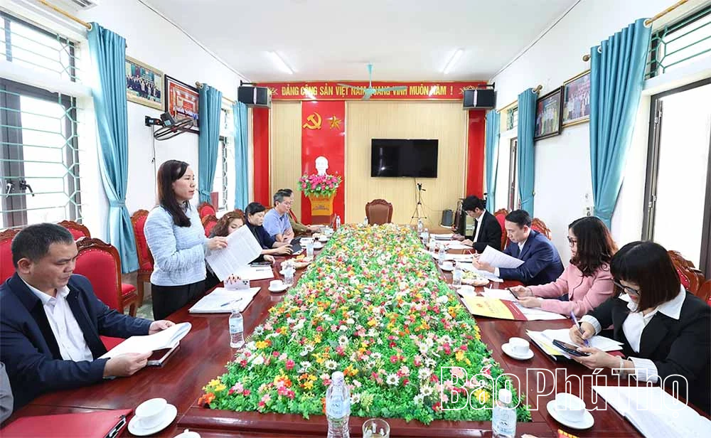 Kiểm tra công tác bầu cử tại xã Minh Đài