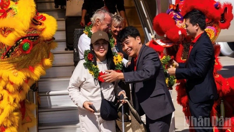 Vietjet Thailand khai trương đường bay Bangkok-Nha Trang bằng tàu bay Boeing 737-8