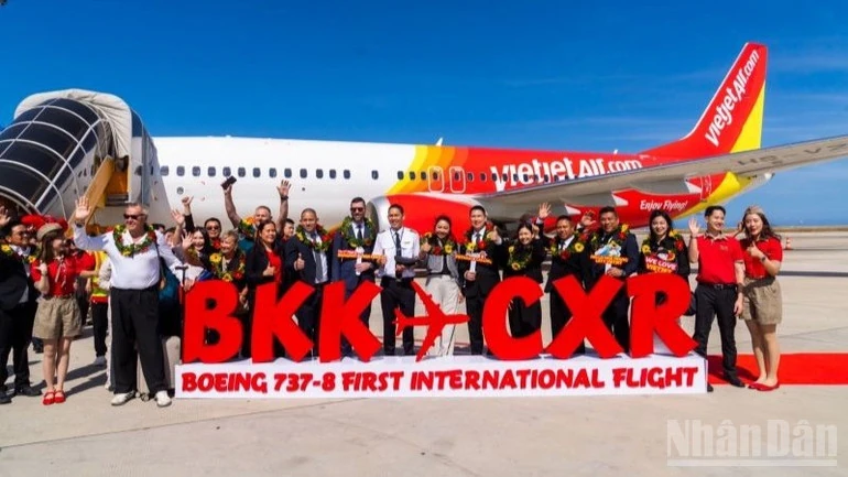 Vietjet Thailand khai trương đường bay Bangkok-Nha Trang bằng tàu bay Boeing 737-8