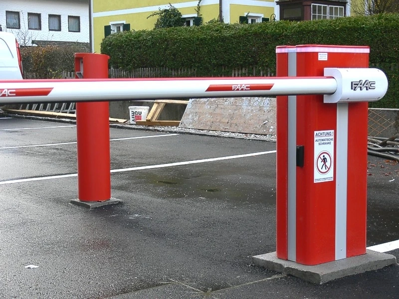 Barie tự động cần thẳng - Giải pháp kiểm soát giao thông chuyên nghiệp