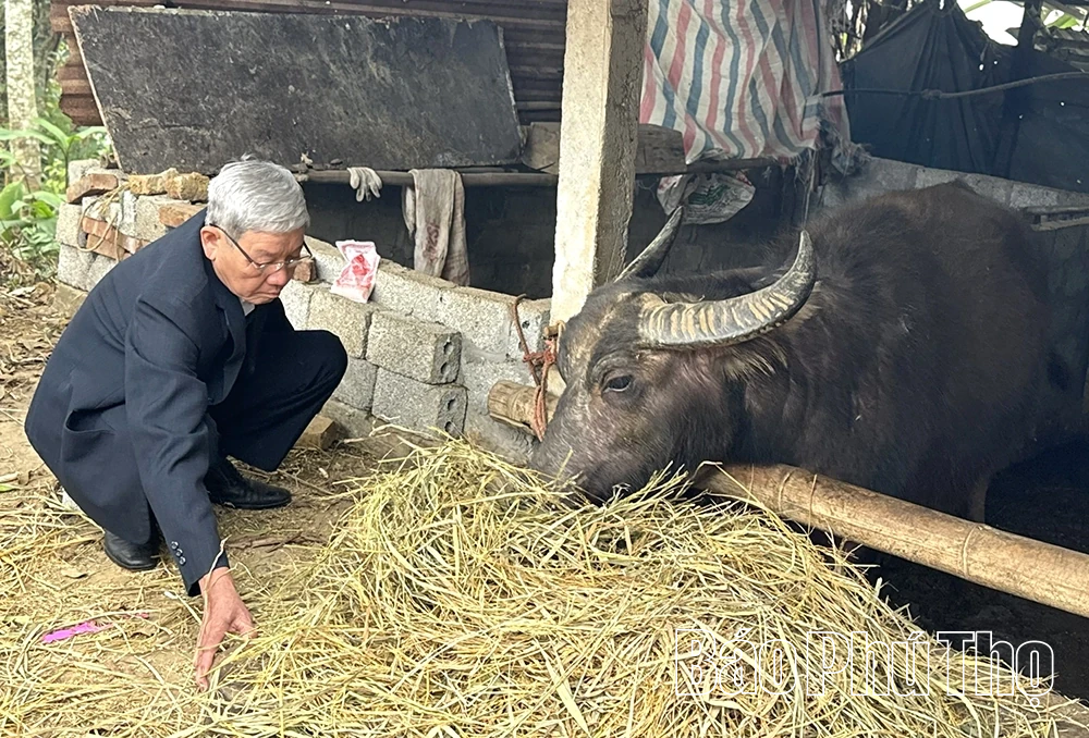 Gương sáng người có uy tín khu Von Mỏ