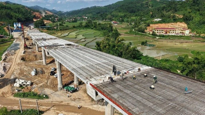 Xuân vươn mình - Khí thế mới từ tư duy mới