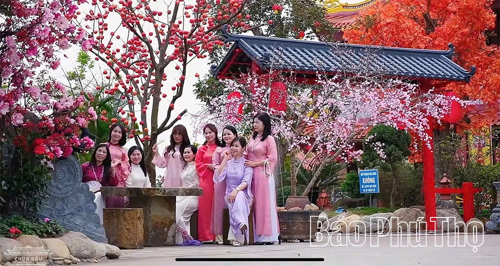 Khoảnh khắc Xuân qua những khung hình ngày giáp Tết